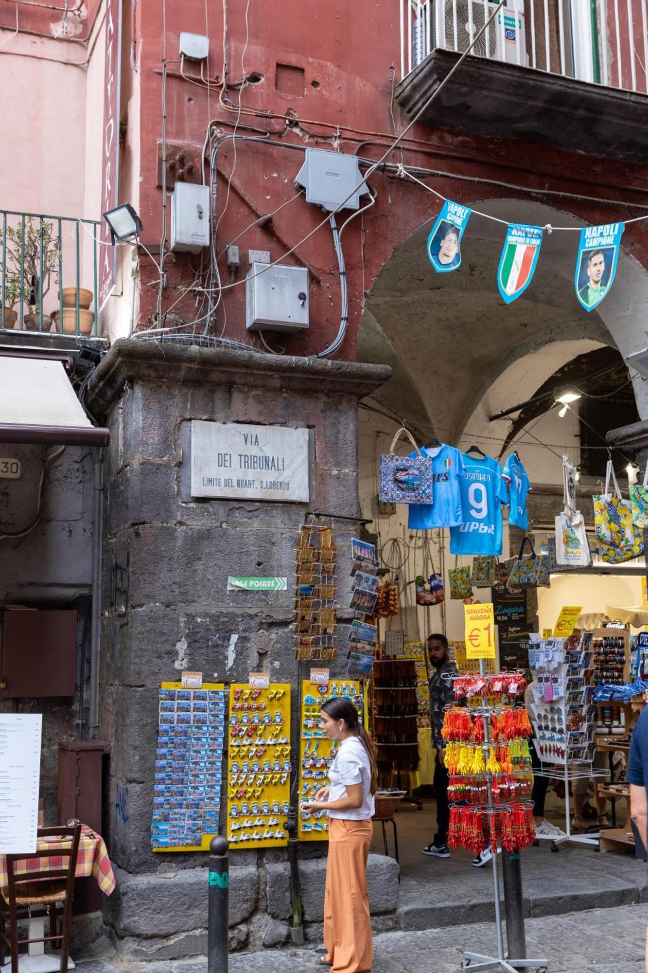 The Heart Guest House Napoli Dış mekan fotoğraf