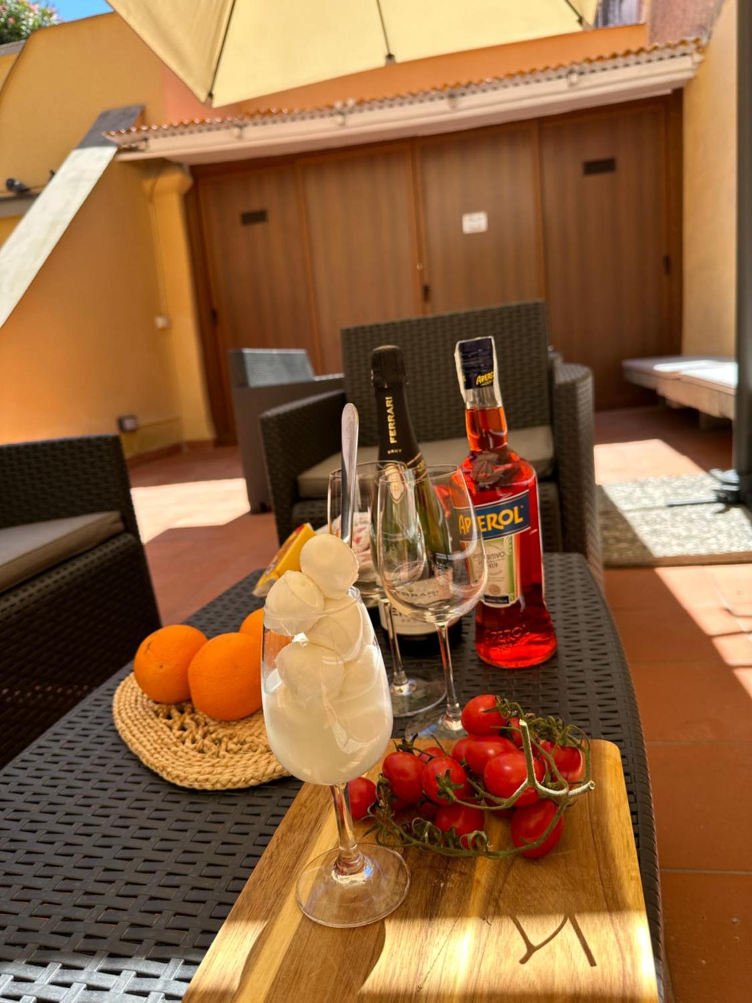 The Heart Guest House Napoli Dış mekan fotoğraf