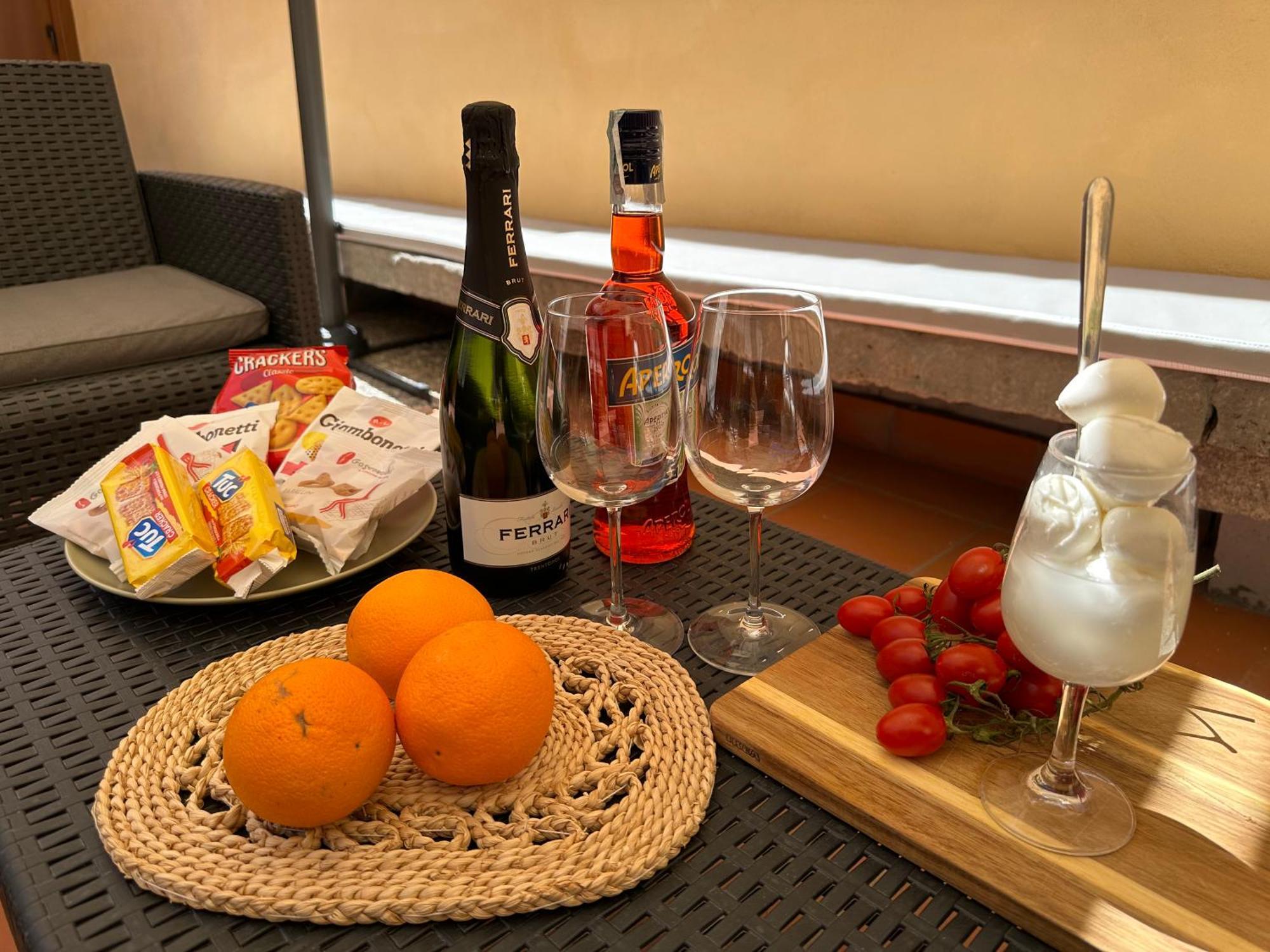 The Heart Guest House Napoli Dış mekan fotoğraf